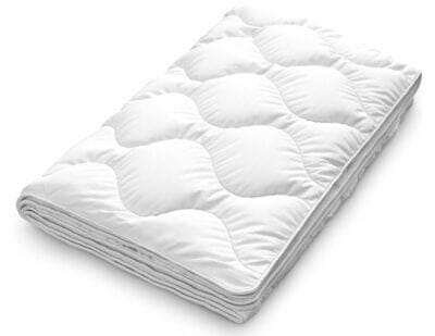 Bleib warm diesen Winter: Siebenschläfer Bettdecke, 135x200 cm, optimal isoliert, pflegeleicht, stilvoll weiß.