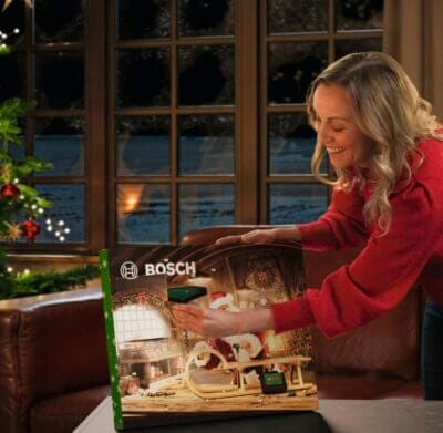 Bosch Adventskalender mit Handwerkzeugen befüllt