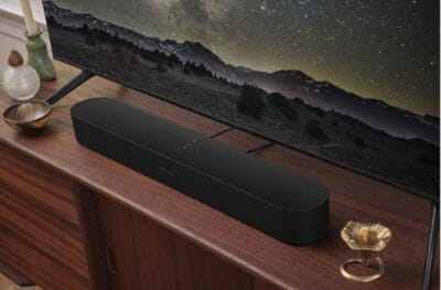 Sonos Beam (Gen 2) Soundbar: Perfekter Klang für TV, Musik und Spiele in elegantem Schwarz.