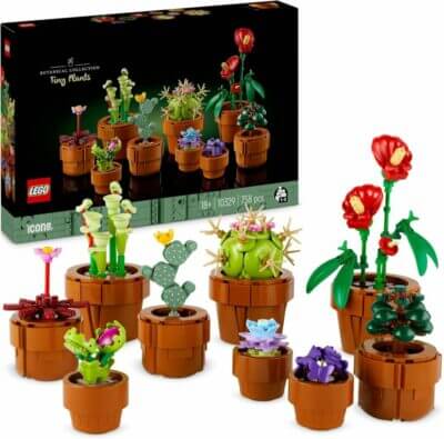 Pflegeleichte Blütendeko zum Zusammenbauen – inspiriert von der natürlichen Pflaumenblüte. Die LEGO Botanicals Mini Pflanzen sind ein wahrer Hingucker. 
