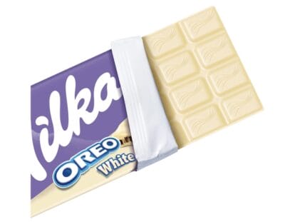 Milka OREO White Tafel geöffnet
