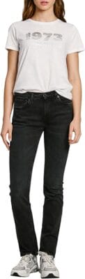 Slim Fit Jeans mit regulärer Bundhöhe für eine schmeichelhafte Passform.
