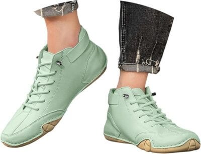 Der ergonomische Leder-Barfußschuh unterstützt deine natürliche Fußbewegung und wirkt schmerzlindernd.