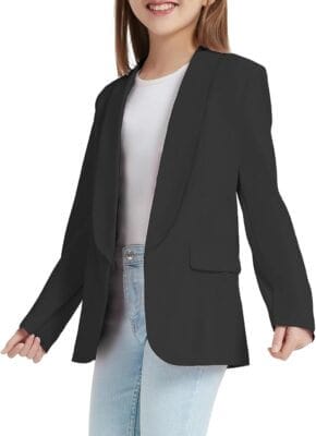 Modischer Cardigan für Mädchen mit klassischem Schnitt.

