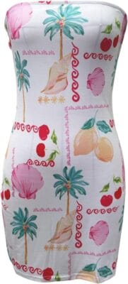 Schulterfreies Sommerkleid mit Bandeau-Ausschnitt und lebendigem Blumendruck.
