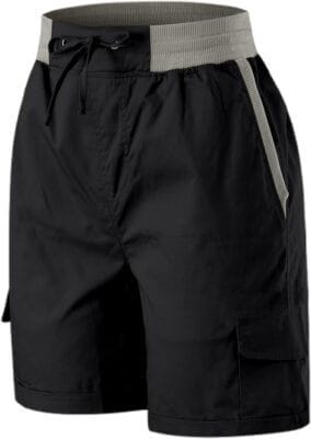 Funktionale kurze Damen Hose für Outdoorabenteuer
