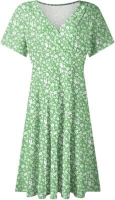 Luftiges Sommerkleid mit Wickeloptik und angenehmem Schnitt für warme Tage