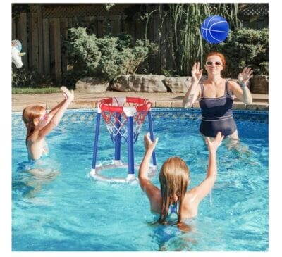 Pool Basketballkorb im Einsatz 