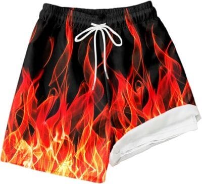 Leichte Schwimmshorts mit coolem Flammenmuster und elastischem Bund.