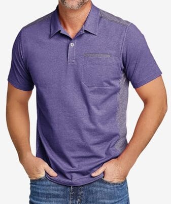 Poloshirt mit Kragen und Knopfleiste – ideal für Freizeit und Sport.