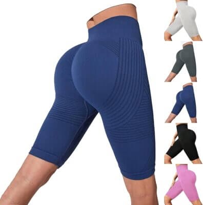 Sportliche Radlerhose mit elastischem Bund und bequemer Passform.