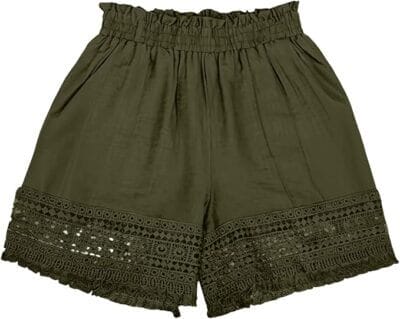 Leichte Damenhose mit kurzem Schnitt und luftdurchlässigem Material.
