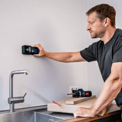 Bosch Professional Ortungsgerät GMS 120-27 im Einsatz