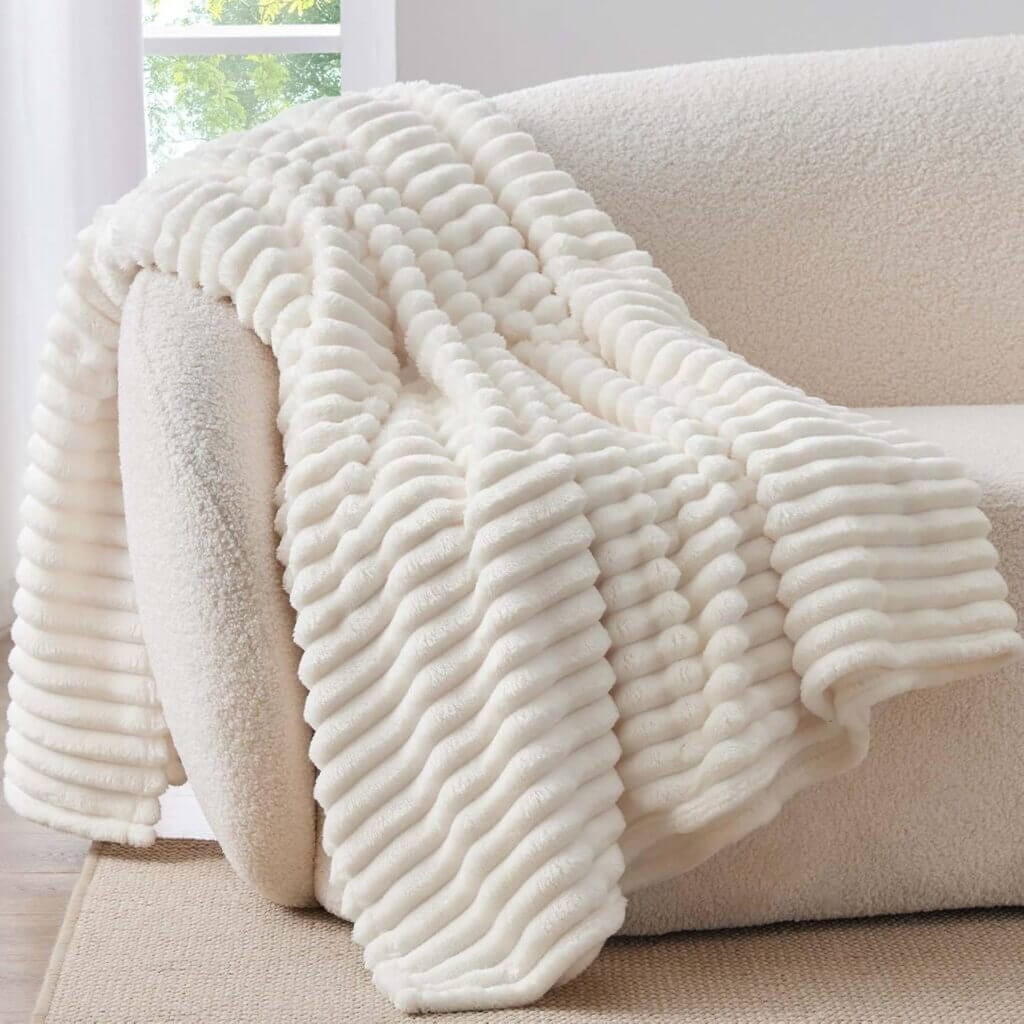 BEDELITE Kuscheldecke aus hochwertigem Flanell – 50% Rabatt