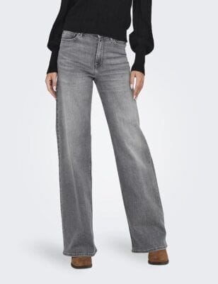 ONLY Female Jeans mit weitem Bein in verschiedenen Farben und Größen 
